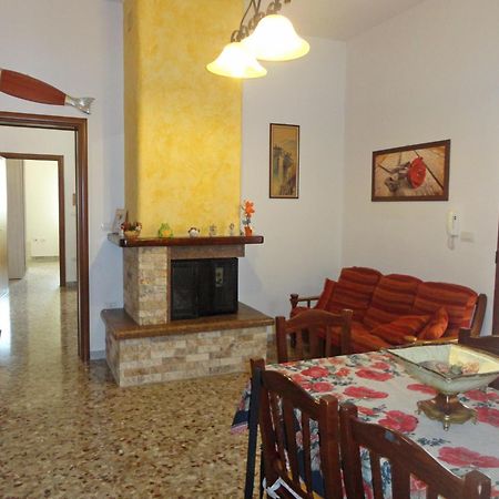 Casetta Indipendente Torre San Giovanni 103 Verso Sud 外观 照片