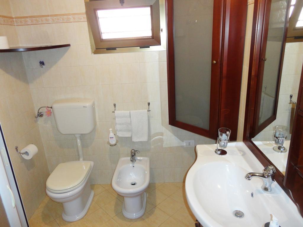 Casetta Indipendente Torre San Giovanni 103 Verso Sud 外观 照片