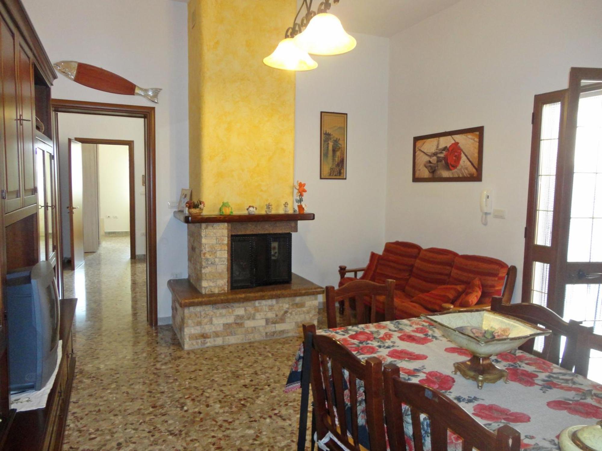 Casetta Indipendente Torre San Giovanni 103 Verso Sud 外观 照片
