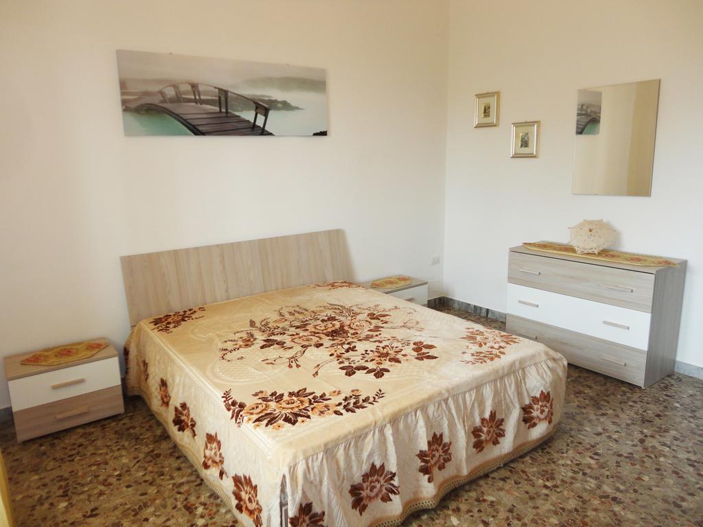 Casetta Indipendente Torre San Giovanni 103 Verso Sud 外观 照片